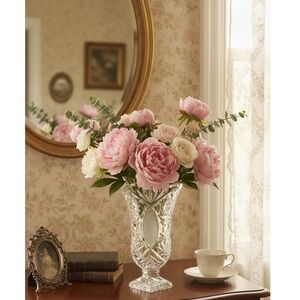 Vintage‎ 9" Cut Crystal Vase Pinwheel Starburst Mid-Century Elegant DecorMint